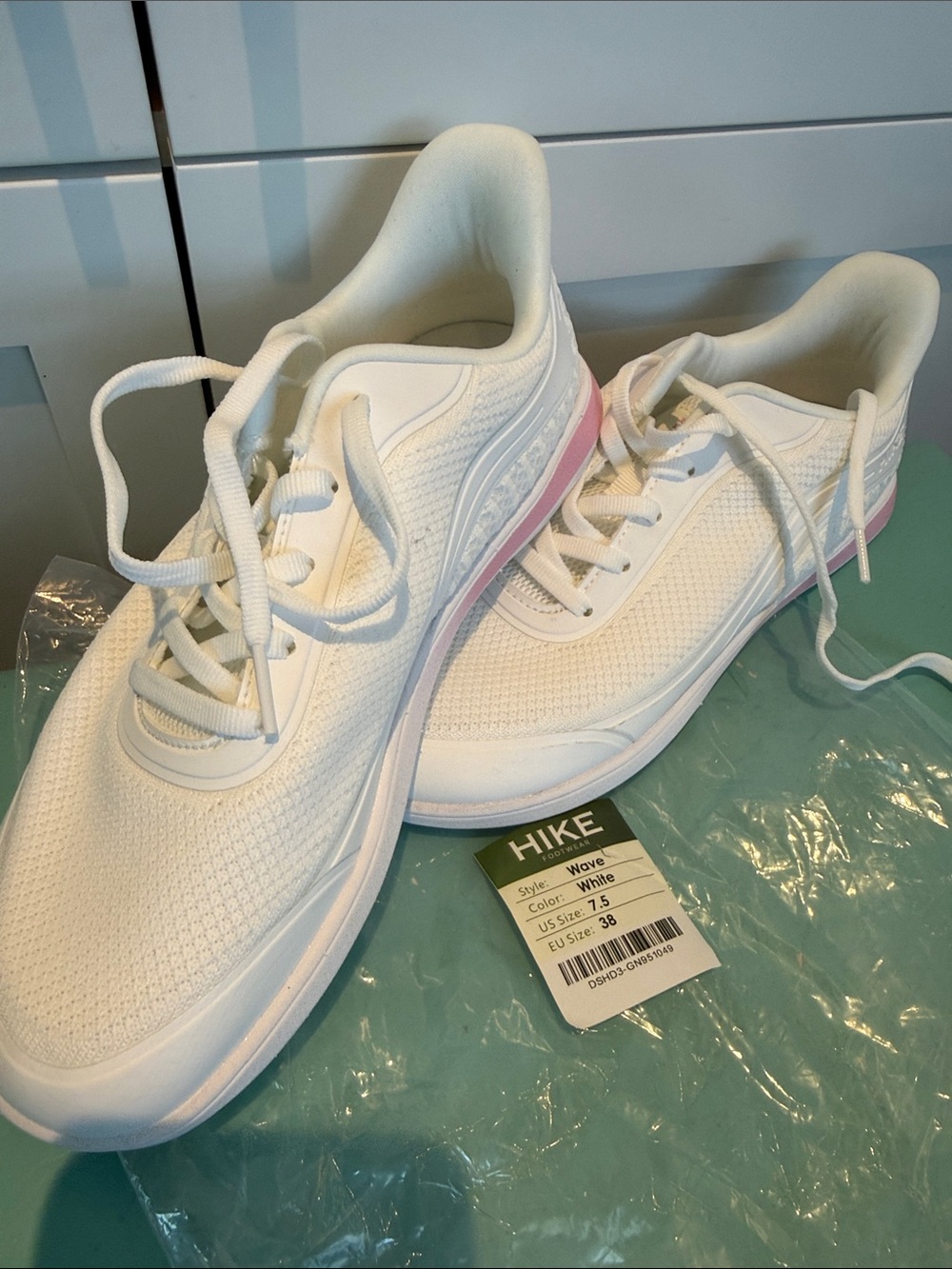 HIKE Wave Women's White Lace-Up Sneakers with Pink Trim